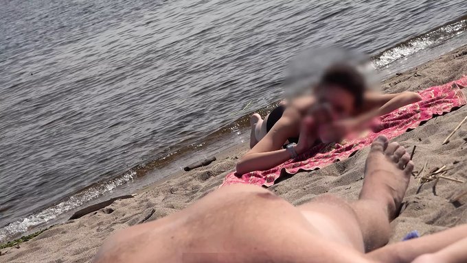 Dick Flash On Beach: Amateur Outdoor Foot Fetish