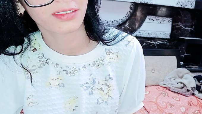 Biggest Ass: Big Step Sister'S Tight Pussy And Ass