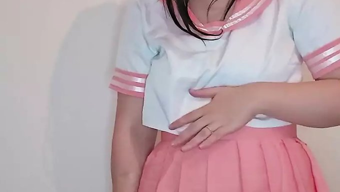 Brunette With A Dildo: Homemade Erotica