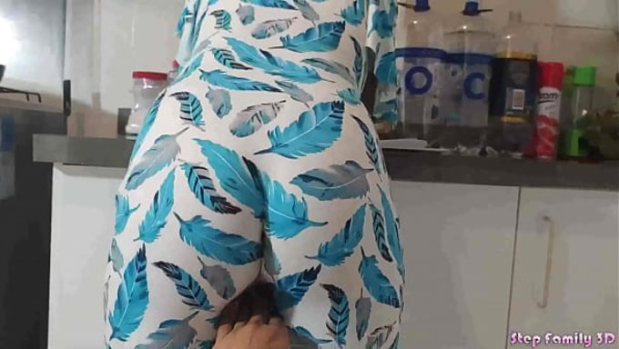 Stepdaughter Gets A Big Dick Stepfather In The Kitchen While Her Mother Is Not Home