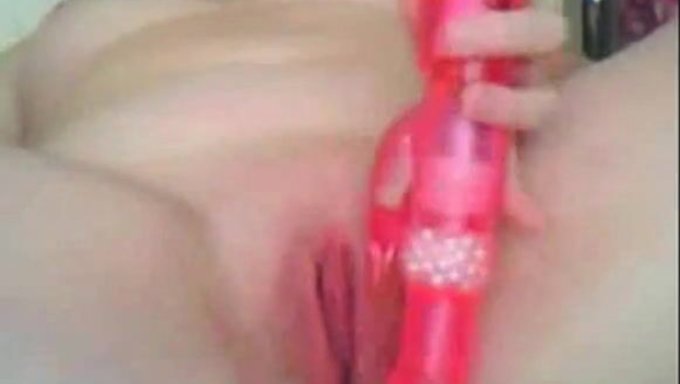 British Beauty: The Hottest Amateur Webcam Videos