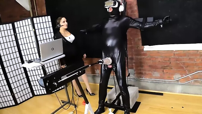 Mistress Uses Machine To Fuck Her Slave