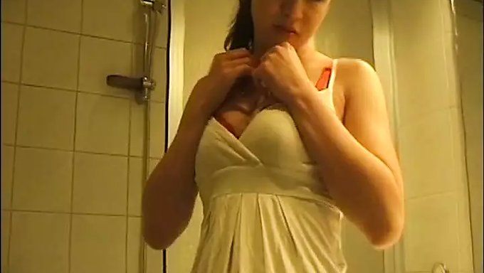 Amateur Babe Dominika Gets Naughty In A Massage Casting