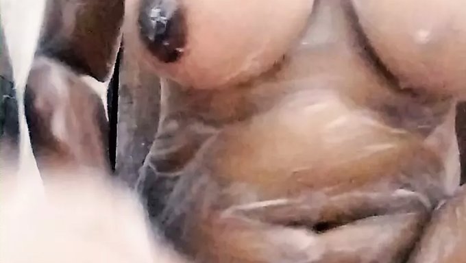 18-Year-Old Indian Amateur Fingering In Full Audio Video