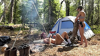 Camping Ga...