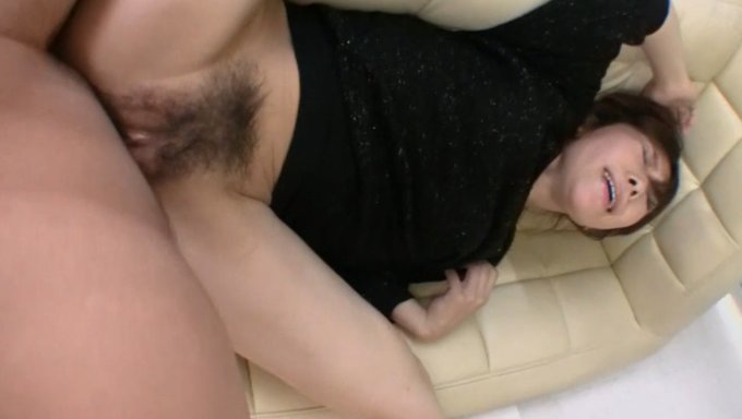 Japanese Beauty Gets Seduced And Has A Wild Night