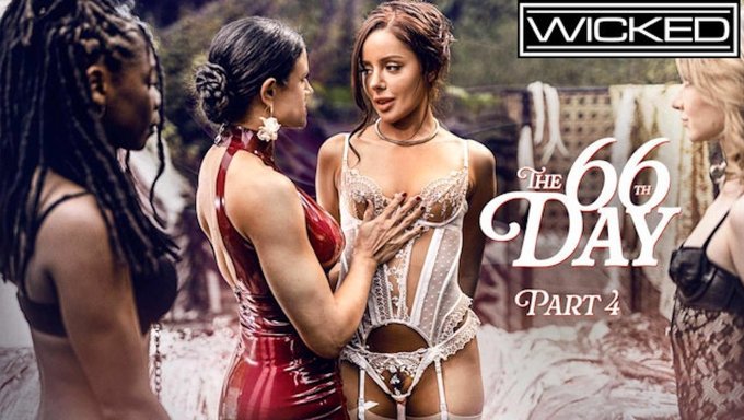 Squirting Lesbians In Wild Facial And Facesitting Scene