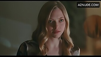 Se Amanda Seyfrieds Nakna Kropp I Aktion