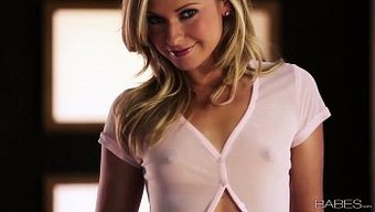 Milf Lena ...