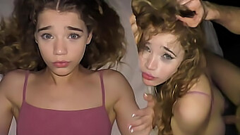 L'Intenso Piacere Della Camera Da Letto Di Sabrina Spice: Un Video Fatto In Casa Di Una Studentessa Universitaria Che Ha Avuto Un Orgasmo