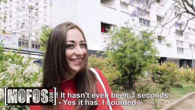 Lucia Nieto'S Public Escapade For Cash And Pleasure