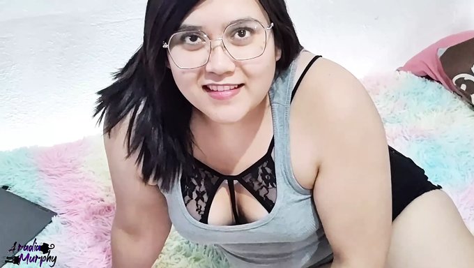 Mexican Teen'S Handjob Session