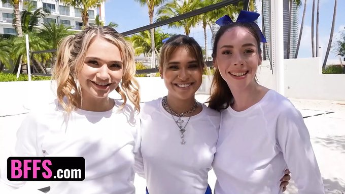 Fitness Lovers Enjoy A Surprise Threesome With Their Trainer