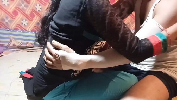 Young Indian Sister Indulges In Oral Pleasure