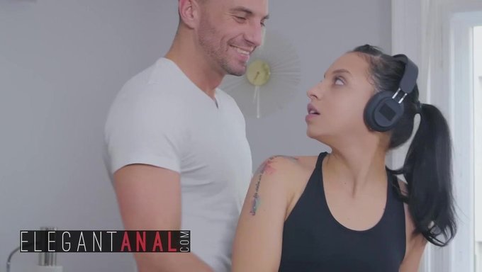 Morning Anal Pleasures With Mathilde Ramos And Stirling Cooper