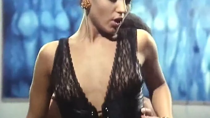 Retro Italian Anal Action In A Classic Porn Video