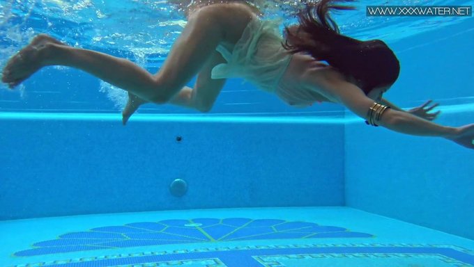 Liz Vogue'S Hottest Scenes In Russian Porn