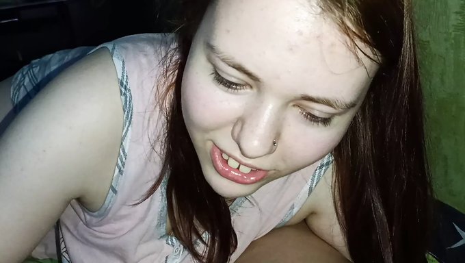 18 Year Old Gets A Deep Blowjob From Her Boyfriend