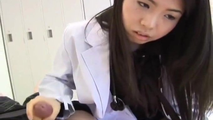 Trainee Gets A Lesson In Pleasure