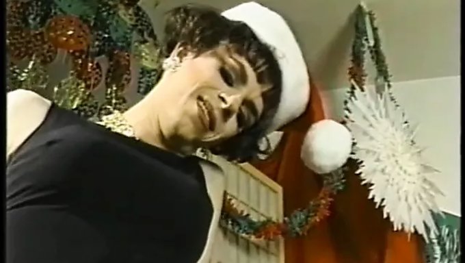 Sensual Holiday Gift: Transsexual Couple Gets Naughty